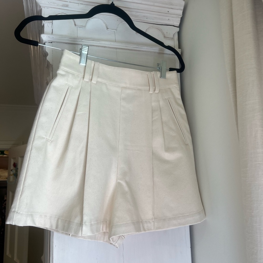 Chic High-Waist Cream Women's Shorts